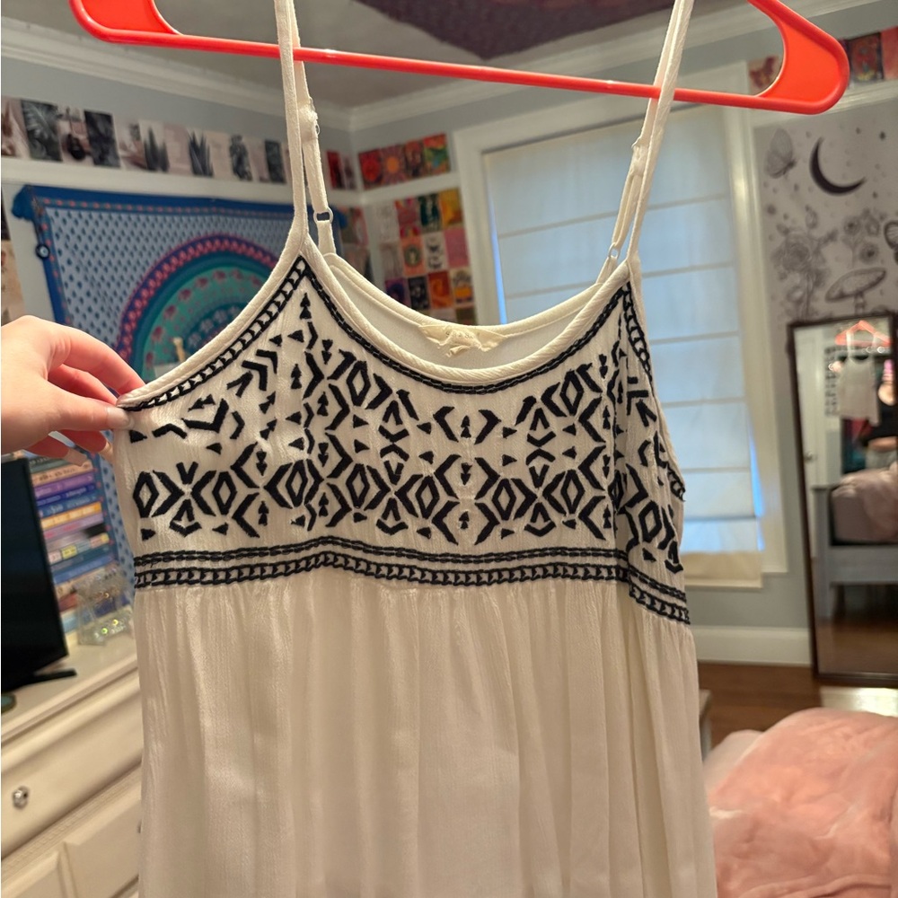 Chic White and Black Patterned Camisole